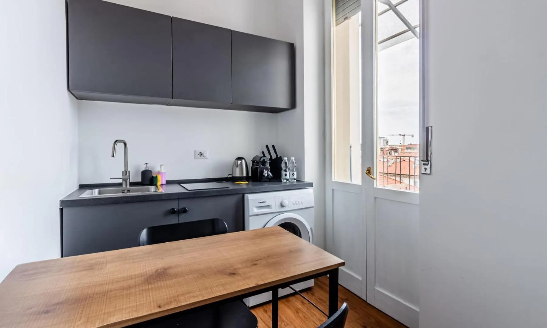 Homeby, Cozy Penthouse Milan 0*,  Italy